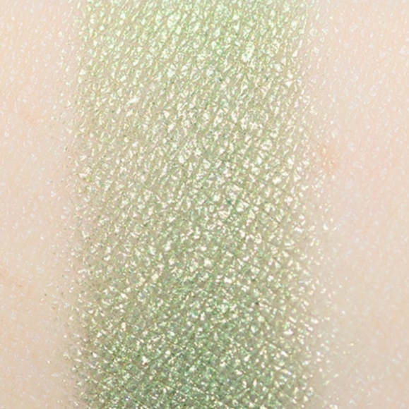 ๐๐งโโ๏ธJINGLE TINGLE MAC DISCONTINUED Sparkler Eyeshadow NWT - Picture 2 of 7